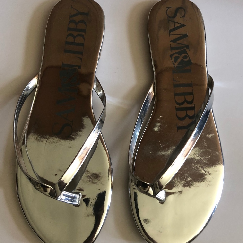 Sam and Libby Shiny Silver Flip Flops 10